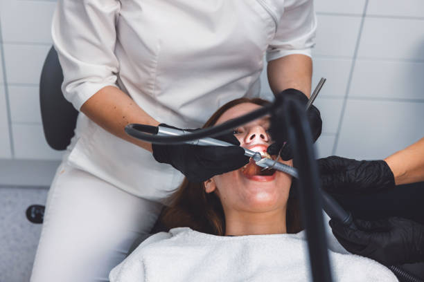 Best Emergency Tooth Extraction in Opa Locka, FL